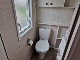 Blue Dolphin Holiday Park - Holiday Accommodation 14200 - North Yorkshire (incl. Whitby) - 1185475 - thumbnail photo 15