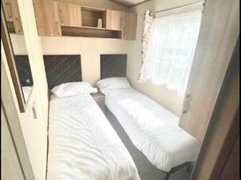 White Acres Holiday Park - Holiday Accommodation 14201 - Cornwall - 1185476 - thumbnail photo 8