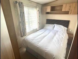 White Acres Holiday Park - Holiday Accommodation 14201 - Cornwall - 1185476 - thumbnail photo 9