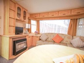 The Bungalow Camp Caravan Park - Holiday Accommodation 14215 - North Wales - 1185480 - thumbnail photo 2