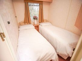 The Bungalow Camp Caravan Park - Holiday Accommodation 14215 - North Wales - 1185480 - thumbnail photo 6