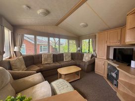 The Bungalow Camp Caravan Park - Holiday Accommodation 14217 - North Wales - 1185482 - thumbnail photo 6