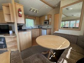 The Bungalow Camp Caravan Park - Holiday Accommodation 14217 - North Wales - 1185482 - thumbnail photo 9