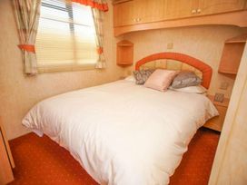 The Bungalow Camp Caravan Park - Holiday Accommodation 14217 - North Wales - 1185482 - thumbnail photo 10