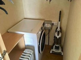 Kingfisher Caravan Park - Holiday Accommodation 1422 - Lincolnshire - 1185484 - thumbnail photo 7