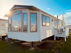 Whitehouse Leisure Park - Holiday Accommodation 14226 - North Wales - 1185487 - thumbnail photo 1