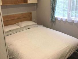 Wisemans Bridge Caravan Park - Holiday Accommodation 14246 - South Wales - 1185489 - thumbnail photo 7