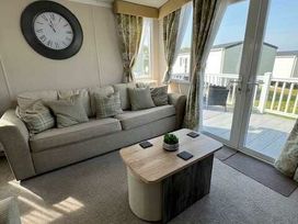 Blue Dolphin Holiday Park - Holiday Accommodation 14248 - North Yorkshire (incl. Whitby) - 1185491 - thumbnail photo 10