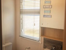 Penally Court - Holiday Accommodation 14286 - South Wales - 1185499 - thumbnail photo 16