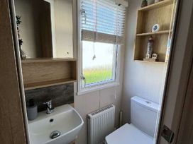 Penally Court - Holiday Accommodation 14286 - South Wales - 1185499 - thumbnail photo 17