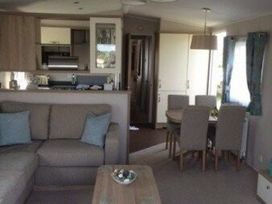 Durdle Door Holiday Park - Holiday Accommodation 1429 - Dorset - 1185501 - thumbnail photo 2