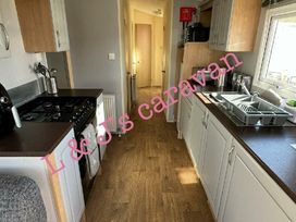 Lyons Winkups and Primrose - Holiday Accommodation 14301 - North Wales - 1185503 - thumbnail photo 3