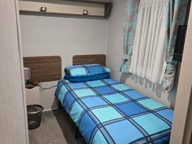 Church Farm Holiday Village - Holiday Accommodation 14373 - Hampshire - 1185513 - thumbnail photo 2
