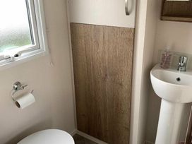 Unity Holiday Resort - Holiday Accommodation 14383 - Somerset & Wiltshire - 1185515 - thumbnail photo 10