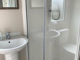 Unity Holiday Resort - Holiday Accommodation 14383 - Somerset & Wiltshire - 1185515 - thumbnail photo 12