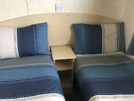 Devon Cliffs Holiday Park - Holiday Accommodation 1441 - Devon - 1185522 - thumbnail photo 12