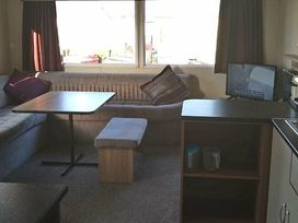 Hayling Island Holiday Park - Meadow Bay Villages - Holiday Accommodation 14426 - Hampshire - 1185524 - thumbnail photo 4