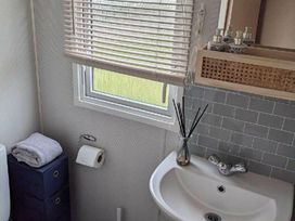 Church Farm Holiday Village - Holiday Accommodation 14445 - Hampshire - 1185529 - thumbnail photo 13