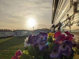 Church Farm Holiday Village - Holiday Accommodation 14445 - Hampshire - 1185529 - thumbnail photo 14