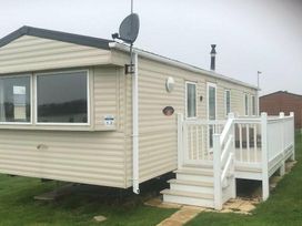 Cayton Bay Caravan Park - Holiday Accommodation 14501 - North Yorkshire (incl. Whitby) - 1185540 - thumbnail photo 1