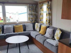 Cayton Bay Caravan Park - Holiday Accommodation 14501 - North Yorkshire (incl. Whitby) - 1185540 - thumbnail photo 2