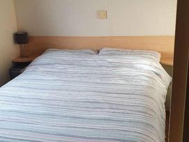 Cayton Bay Caravan Park - Holiday Accommodation 14501 - North Yorkshire (incl. Whitby) - 1185540 - thumbnail photo 7