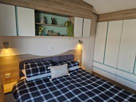 Blue Dolphin Holiday Park - Holiday Accommodation 14510 - North Yorkshire (incl. Whitby) - 1185542 - thumbnail photo 5