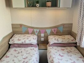 Blue Dolphin Holiday Park - Holiday Accommodation 14510 - North Yorkshire (incl. Whitby) - 1185542 - thumbnail photo 16