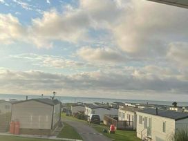 Sunbeach Holiday Park - Holiday Accommodation 14513 - Mid Wales - 1185543 - thumbnail photo 1