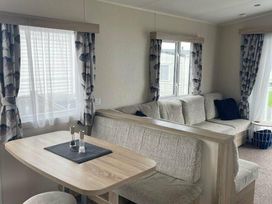 Sunbeach Holiday Park - Holiday Accommodation 14513 - Mid Wales - 1185543 - thumbnail photo 9