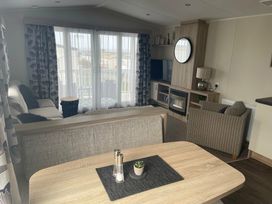 Sunbeach Holiday Park - Holiday Accommodation 14513 - Mid Wales - 1185543 - thumbnail photo 11