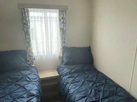 Sunbeach Holiday Park - Holiday Accommodation 14513 - Mid Wales - 1185543 - thumbnail photo 12