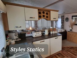 Golden Sands Kinmel Bay - Holiday Accommodation 14528 - North Wales - 1185546 - thumbnail photo 6