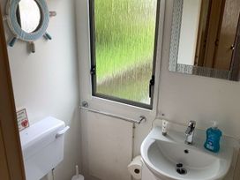 Seven Bays Park (Maribou) - Holiday Accommodation 14557 - Cornwall - 1185551 - thumbnail photo 15