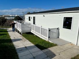 Littlesea Holiday Park - Holiday Accommodation 14565 - Dorset - 1185553 - thumbnail photo 2
