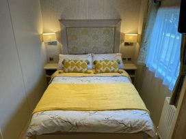 Tattershall Lakes Country Park - Holiday Accommodation 14571 - Lincolnshire - 1185556 - thumbnail photo 10