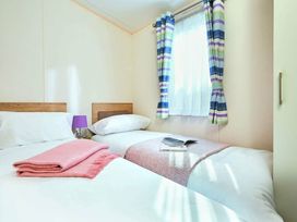 Manorbier Country Park - Holiday Accommodation 14577 - South Wales - 1185558 - thumbnail photo 7