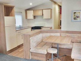 Lyons Robin Hood - Holiday Accommodation 14607 - North Wales - 1185560 - thumbnail photo 4