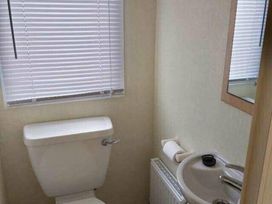 Lyons Robin Hood - Holiday Accommodation 14607 - North Wales - 1185560 - thumbnail photo 9