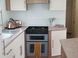 Lyons Robin Hood - Holiday Accommodation 14607 - North Wales - 1185560 - thumbnail photo 13
