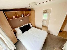 Seawick Holiday Park - Holiday Accommodation 14630 - Suffolk & Essex - 1185567 - thumbnail photo 8