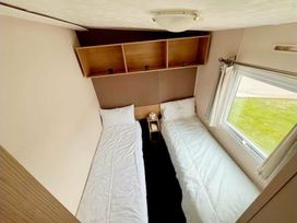 Seawick Holiday Park - Holiday Accommodation 14630 - Suffolk & Essex - 1185567 - thumbnail photo 12