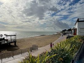 Seawick Holiday Park - Holiday Accommodation 14630 - Suffolk & Essex - 1185567 - thumbnail photo 17