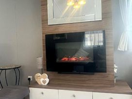 Cleethorpes Beach Holiday Park - Holiday Accommodation 14635 - Lincolnshire - 1185568 - thumbnail photo 5