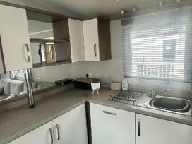 Cleethorpes Beach Holiday Park - Holiday Accommodation 14635 - Lincolnshire - 1185568 - thumbnail photo 8