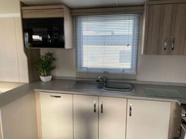 Cayton Bay Caravan Park - Holiday Accommodation 14637 - North Yorkshire (incl. Whitby) - 1185569 - thumbnail photo 10