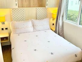 Marton Mere Holiday Village - Holiday Accommodation 14641 - Lake District - 1185571 - thumbnail photo 5