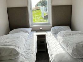Devon Cliffs Holiday Park - Holiday Accommodation 14661 - Devon - 1185575 - thumbnail photo 14