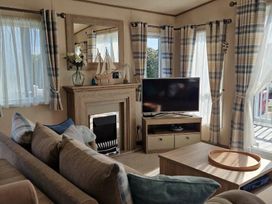 Greenacres Holiday Park - Holiday Accommodation 14673 - North Wales - 1185577 - thumbnail photo 2