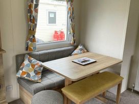 Burnham-on-Sea Holiday Park - Holiday Accommodation 14702 - Devon - 1185580 - thumbnail photo 9